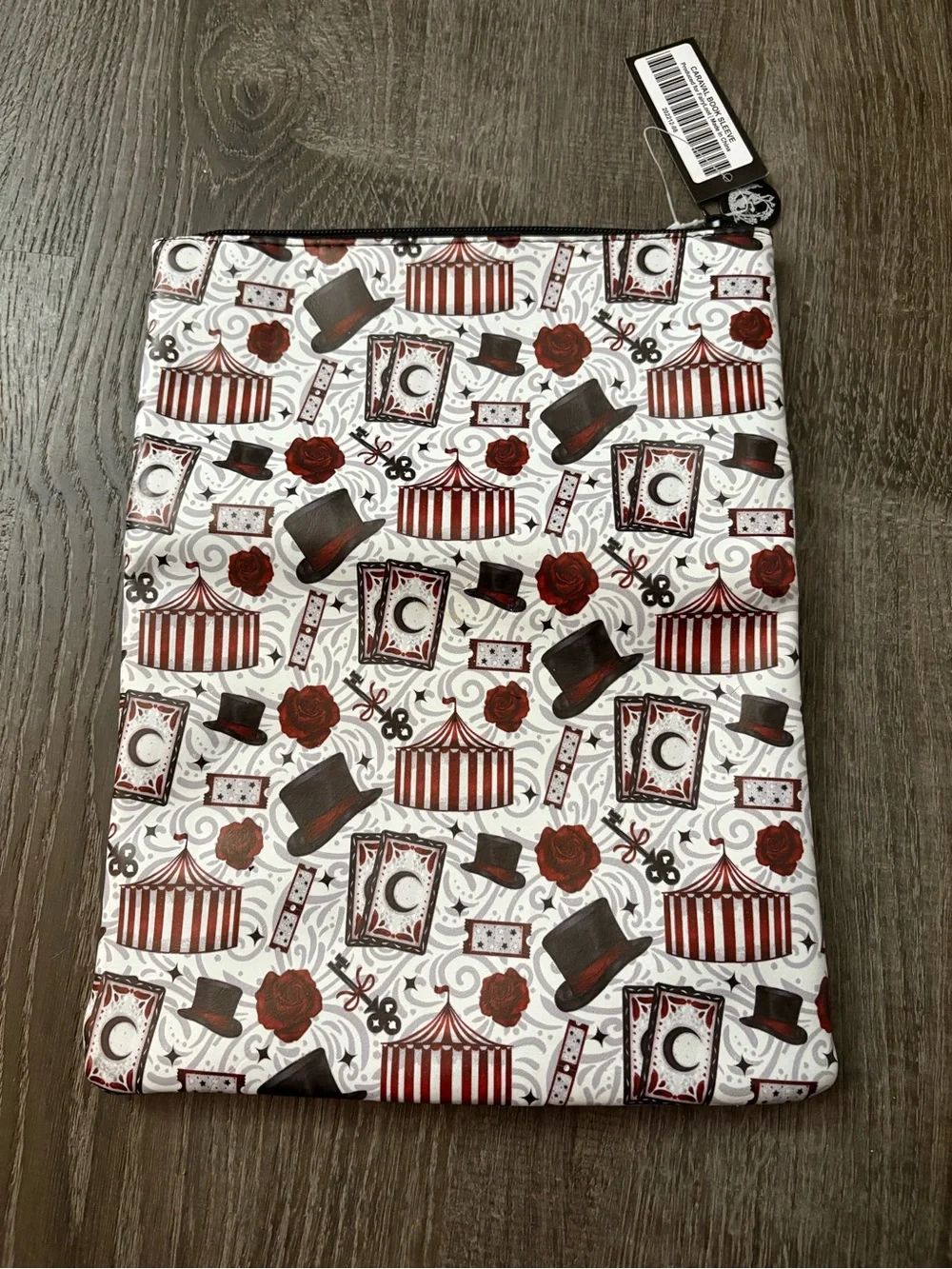 Caraval Fairyloot Exclusive Book Sleeve